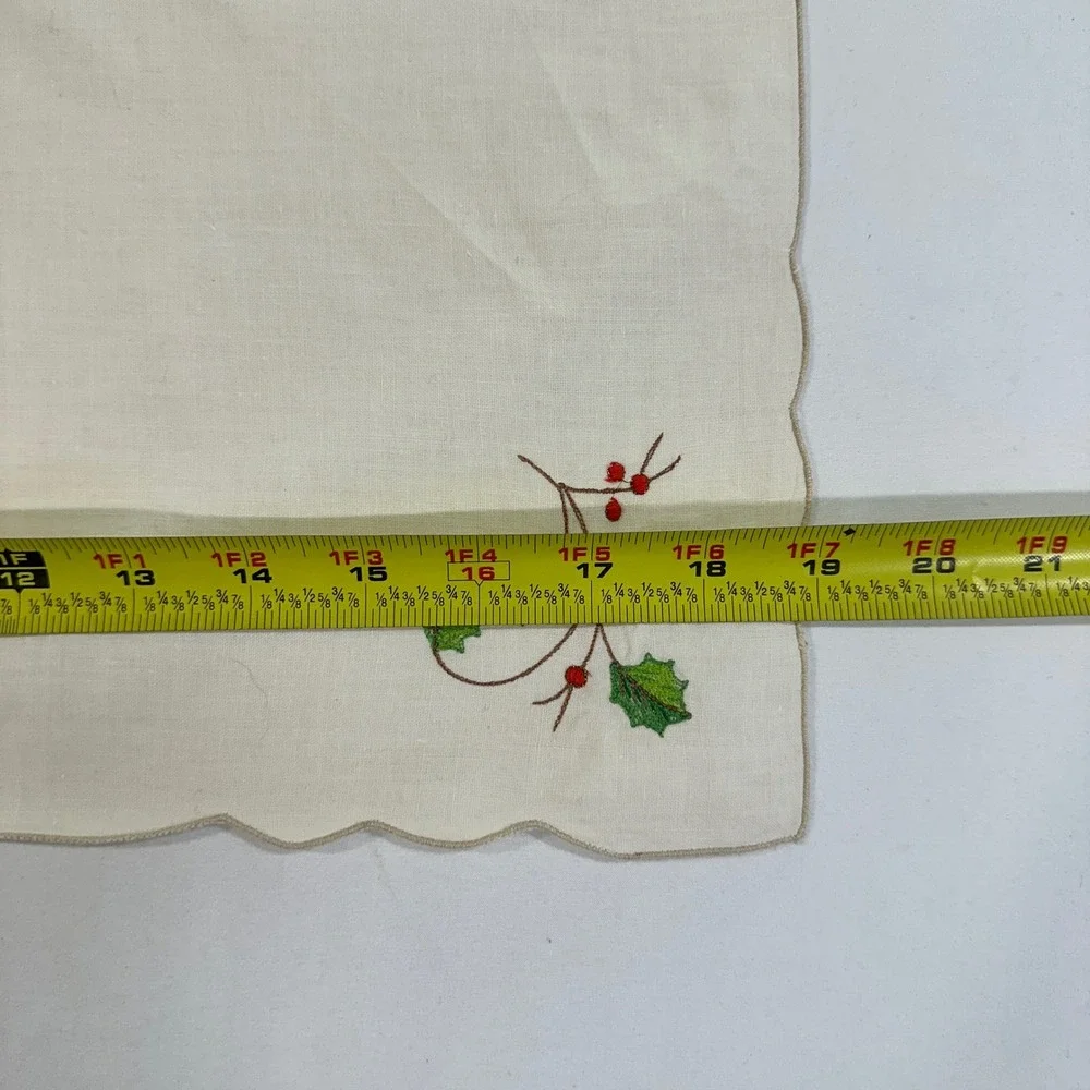 Lenox Linens Holly Berry Embroidered Placemats Napkins Set 6 Christmas Cream
